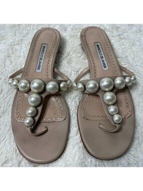 Manolo Blahnik Pearl Leather Sandals T-Strap Flat Thong Slides Nude Beige Size 3